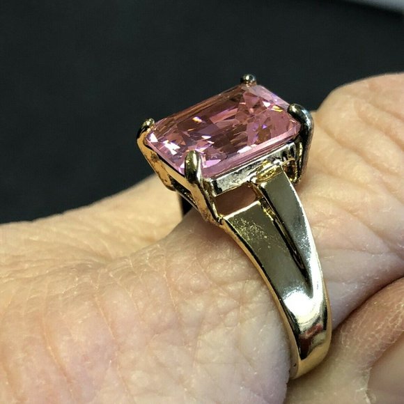 Large Pink Cubic Zirconia CZ Sterling Silver Gold Tone Cocktail Ring - Picture 6 of 7